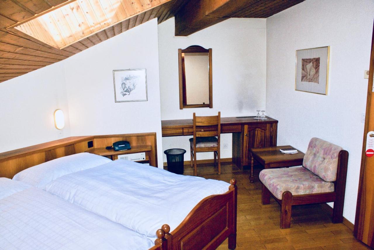 Hotel du Pont Brigue Extérieur photo