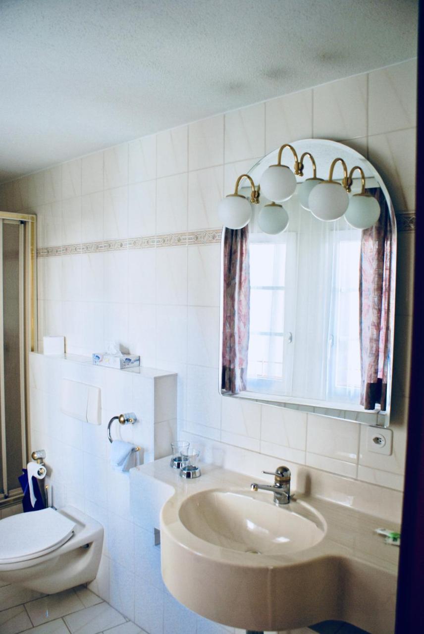 Hotel du Pont Brigue Extérieur photo